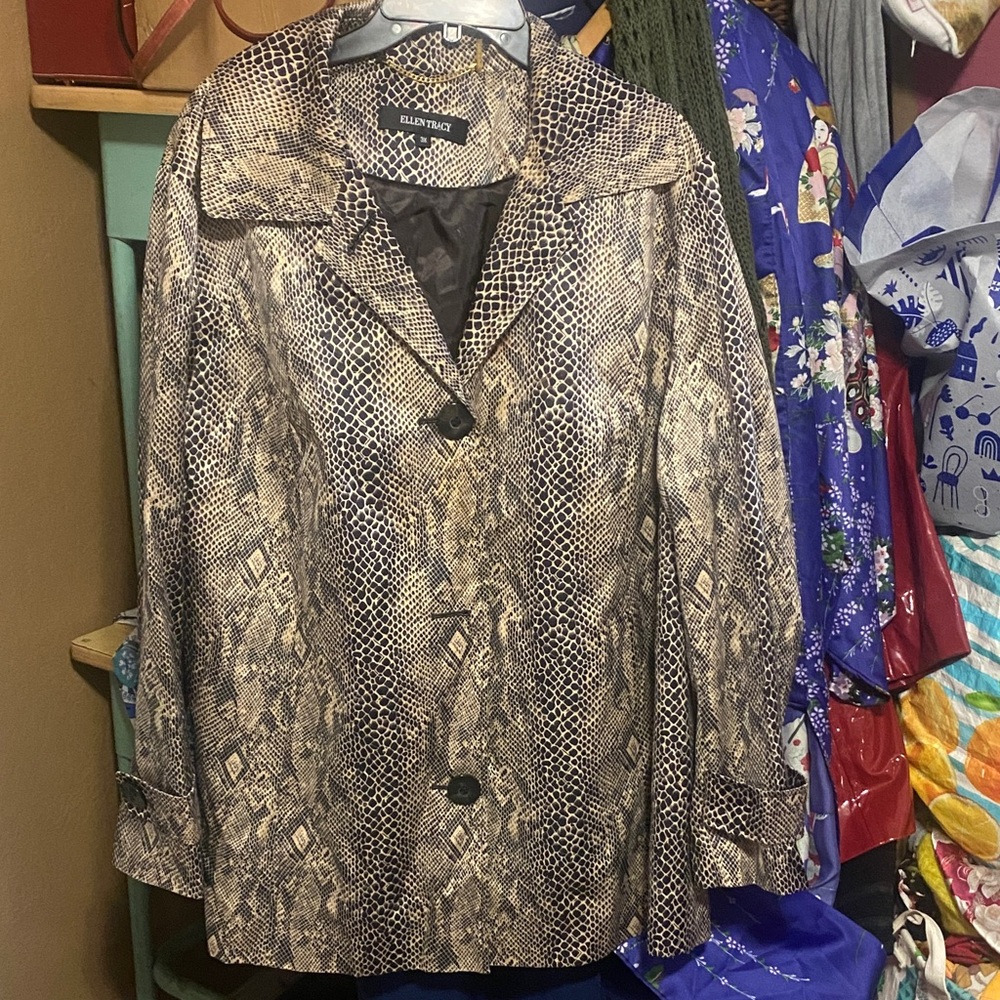 Ellen Tracy Women's Snake Print Trench Coat - Black and Tan